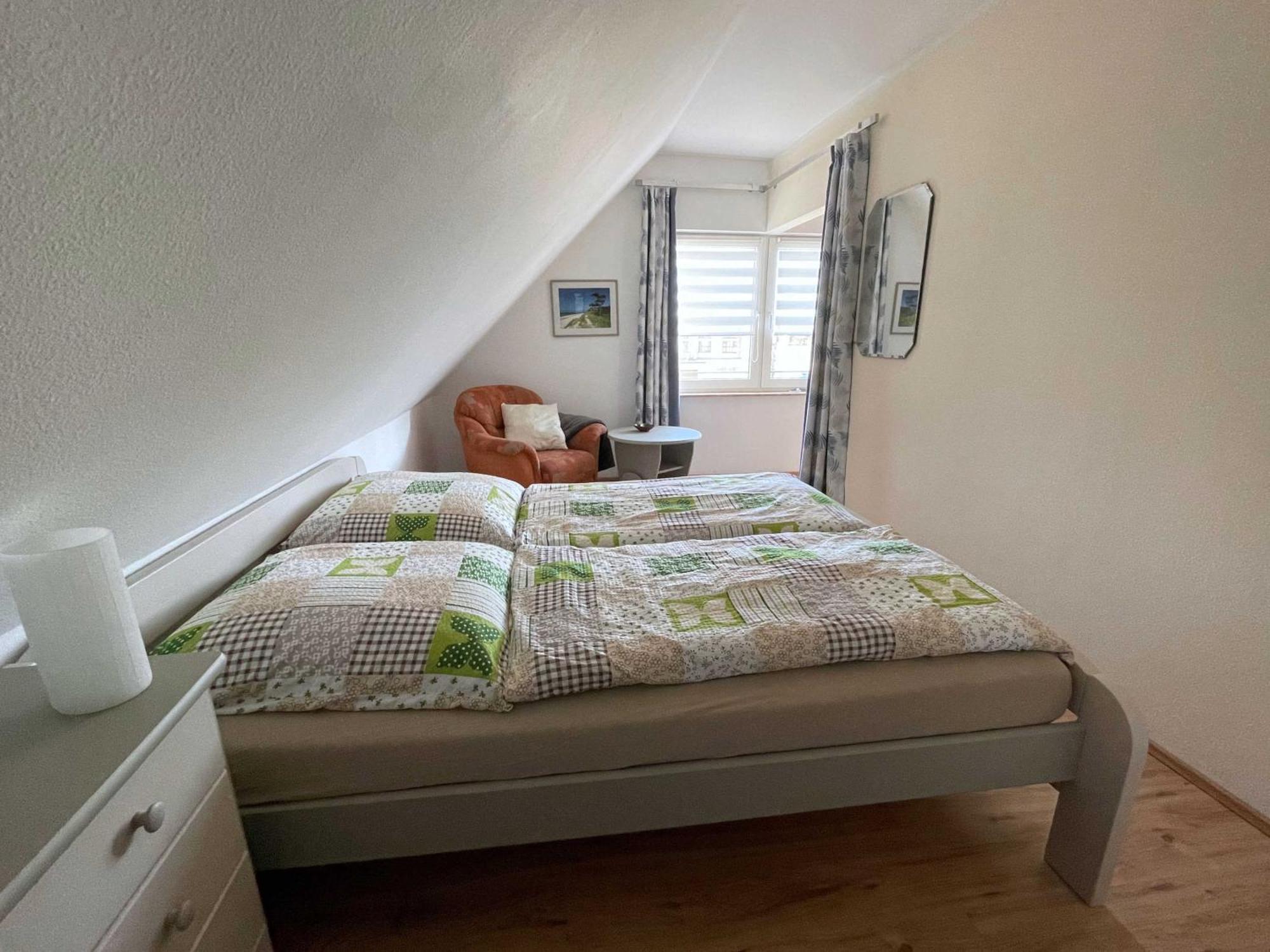 Apartment Rotes Haus Kroslin Exterior photo